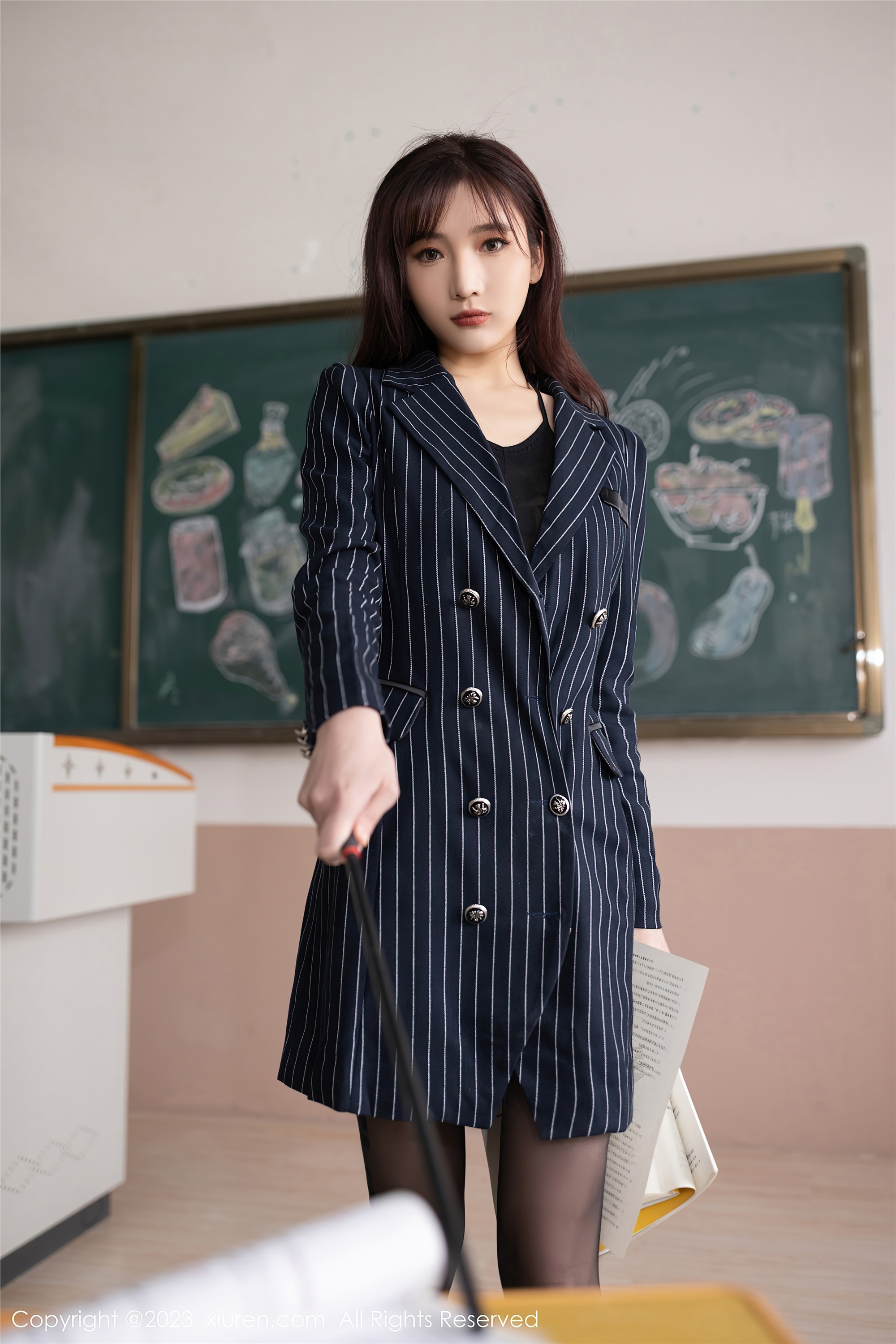 XiuRen秀人网  2023.06.01 NO.6843 陆萱萱